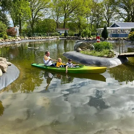 Semesterbostad Poppes Ranch Bauerhof & Campingplaetze Zepelin