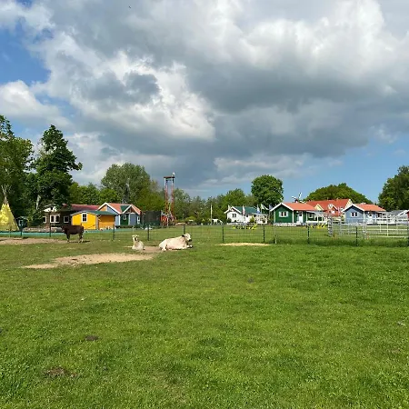 Poppes Ranch Bauerhof & Campingplaetze Semesterbostad *