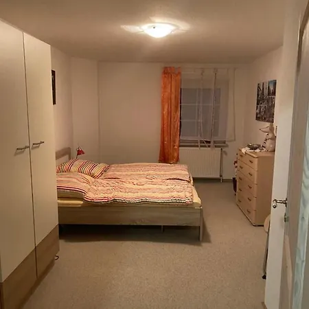 Semesterbostad Poppes Ranch Bauerhof & Campingplaetze Zepelin