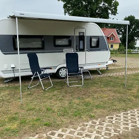 Semesterbostad Poppes Ranch Bauerhof & Campingplaetze *